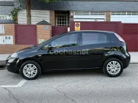 Usado Fiat Punto Lounge 77 CV (56 kW) 2012 Negro Utilitario