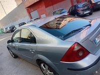 Usado Ford Mondeo Trend 115 CV (84 kW) 2004 Gris / plata Berlina