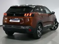 Usado Peugeot 3008 Allure 150 CV (110 kW) 2017 Marrón SUV