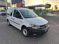 Usado VW Caddy 102 CV (75 kW) 2020 Blanco Monovolumen