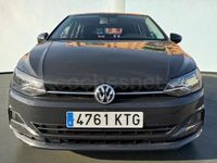 Usado VW Polo Advance 80 CV (58 kW) 2019 Gris / plata Utilitario