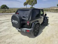 Usado Jeep Wrangler Sahara 177 CV (130 kW) 2007 Negro SUV