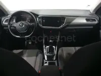 Usado VW T-Roc Advance 116 CV (85 kW) 2022 Gris SUV