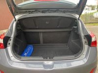 Usado Hyundai i30 GLS 110 CV (80 kW) 2013 Gris