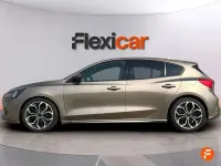 Usado Ford Focus ST-Line 120 CV (88 kW) 2018 Beige Utilitario