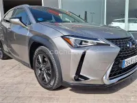 Usado Lexus UX Business Edition 184 CV (135 kW) 2019 Beige SUV