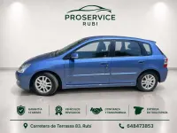 Usado Honda Civic LS 110 CV (80 kW) 2004 Azul Utilitario