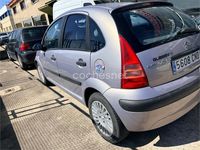 Usado Citroën C3 70 CV (51 kW) 2003 Violeta / lila Berlina