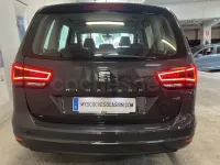 Usado Seat Alhambra Style 150 CV (110 kW) 2016 Gris / plata Monovolumen