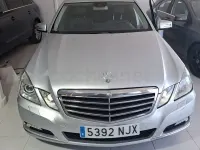 Usado Mercedes E220 Avantgarde 170 CV (125 kW) 2009 Gris / plata Berlina
