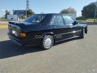 Usado Mercedes 190 126 CV (92 kW) 1985 Negro Berlina