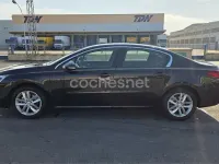 Usado Peugeot 508 Active 140 CV (102 kW) 2015 Negro Berlina
