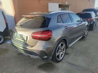 Usado Mercedes GLA200 136 CV (100 kW) 2019 Gris SUV