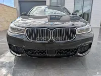 Usado BMW 740 320 CV (235 kW) 2018 Violeta / lila Berlina
