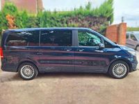 Usado Mercedes V250 Avantgarde 190 CV (139 kW) 2020 Azul Monovolumen