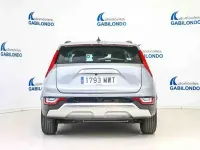 Usado Kia Niro 129 CV (94 kW) 2024 Gris / plata SUV
