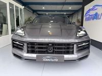 Usado Porsche Cayenne 470 CV (345 kW) 2024 Gris / plata SUV
