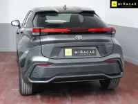 Usado Toyota C-HR Advance 140 CV (102 kW) 2025 Gris SUV