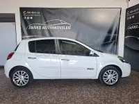 Usado Renault Clio II Business 85 CV (62 kW) 2009 Blanco Berlina