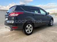 Usado Ford Kuga Trend 120 CV (88 kW) 2015 Negro SUV
