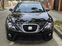 Usado Seat Leon CUPRA 240 CV (176 kW) 2006 Negro Utilitario
