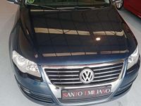 Usado VW Passat Highline 140 CV (102 kW) 2006 Azul Berlina