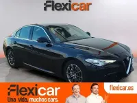 Usado Alfa Romeo Giulia Super 180 CV (132 kW) 2017 Negro Berlina