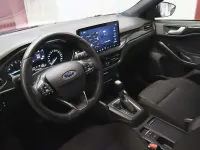 Usado Ford Focus ST-Line 155 CV (114 kW) 2024 Gris Familiar