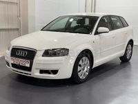 Usado Audi A3 Ambition 102 CV (75 kW) 2006 Blanco Utilitario