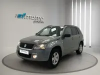 Usado Suzuki Grand Vitara 130 CV (95 kW) 2007 Gris metalizado SUV