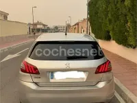 Usado Peugeot 308 Access 100 CV (73 kW) 2015 Gris / plata Berlina
