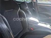 Usado Renault Mégane Zen 130 CV (95 kW) 2017 Gris / plata Berlina