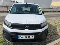 Usado Opel Combo 100 CV (73 kW) 2024 Blanco Monovolumen