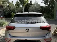 Usado VW T-Roc Life 110 CV (80 kW) 2022 Gris / plata SUV