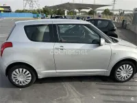 Usado Suzuki Swift GL 92 CV (67 kW) 2008 Gris / plata Utilitario