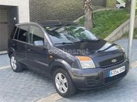 Usado Ford Fusion Ambiente 68 CV (50 kW) 2010 Gris / plata Utilitario