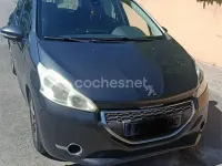 Usado Peugeot 208 Allure 92 CV (67 kW) 2012 Gris / plata Utilitario