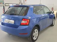 Usado Skoda Fabia Ambition 110 CV (80 kW) 2020 Azul Utilitario
