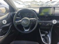 Usado Toyota Yaris Hybrid Active 116 CV (85 kW) 2022 Blanco Berlina
