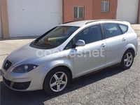 Usado Seat Altea XL Reference 105 CV (77 kW) 2012 Gris / plata Monovolumen