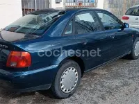 Usado Audi A4 90 CV (66 kW) 1995 Verde Berlina