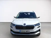 Usado Skoda Karoq Selection 150 CV (110 kW) 2024 Blanco SUV