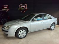Usado Ford Mondeo Ambiente 115 CV (84 kW) 2005 Gris / plata Berlina