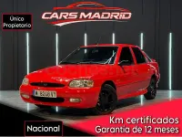 Usado Ford Escort 115 CV (84 kW) 1998 Rojo Berlina