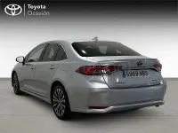 Usado Toyota Corolla Style 140 CV (102 kW) 2025 Gris / plata Berlina