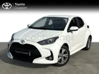 Usado Toyota Yaris Hybrid Active 116 CV (85 kW) 2025 Blanco Berlina