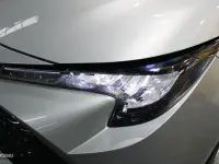Usado Toyota Corolla Active 140 CV (102 kW) 2023 Gris Berlina