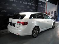 Usado Toyota Avensis Executive 150 CV (110 kW) 2014 Blanco Familiar