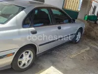Usado Volvo S40 115 CV (84 kW) 1998 Gris / plata Berlina