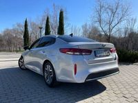 usado Kia Optima Hybrid 2.0 GDi Híbrido Enchufable 205cv. *IVA deducible* *Pegatina Cero Emisiones* *Nacional* *308€/mes*